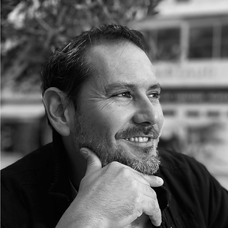 sixiemesenscorporate-nicolas